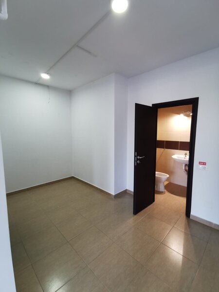 Spatiu comercial de inchiriat...zona Chitila nr 333
